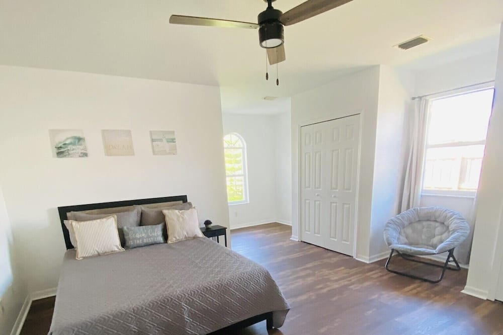 Photo of Bedroom in Sebastian Highlands