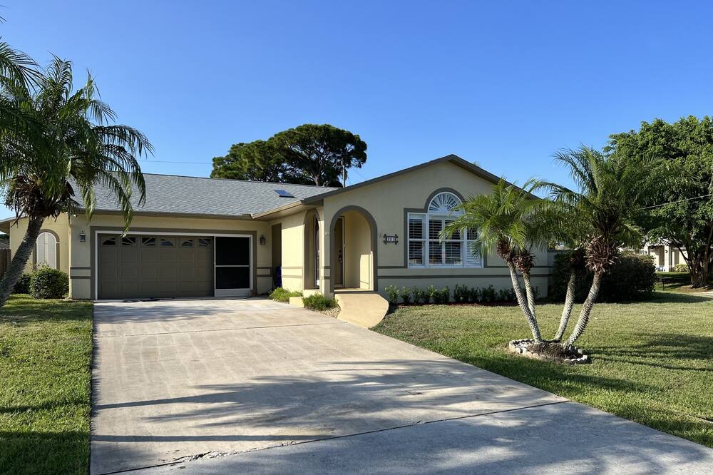 Photo of Outdoor in Sebastian Highlands