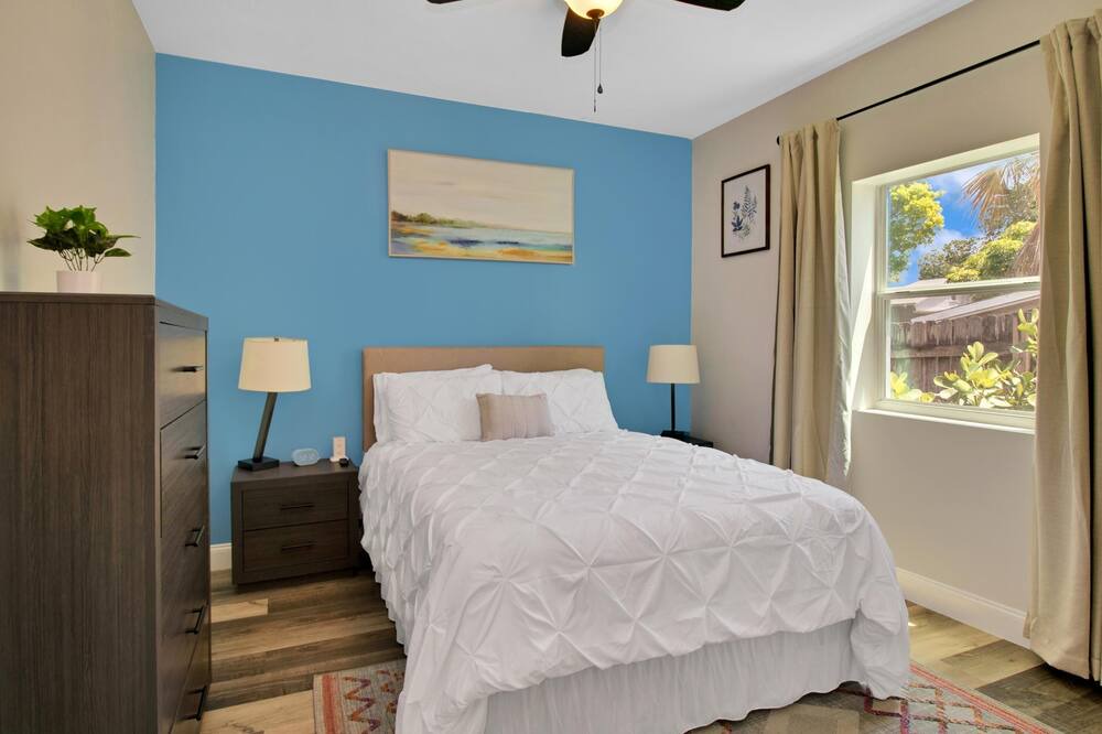 Photo of Bedroom in Poiciana Park II