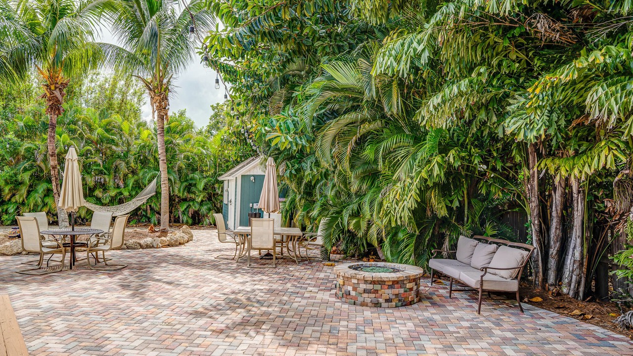 Photo of Patio Balcony in North River Shores