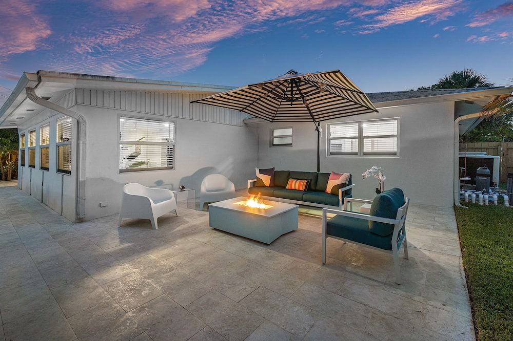 Photo of Patio Balcony in Tequesta