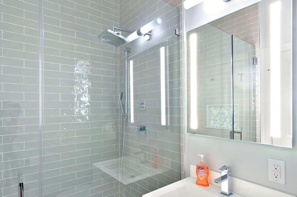 Photo of Bathroom in Historic Seaport