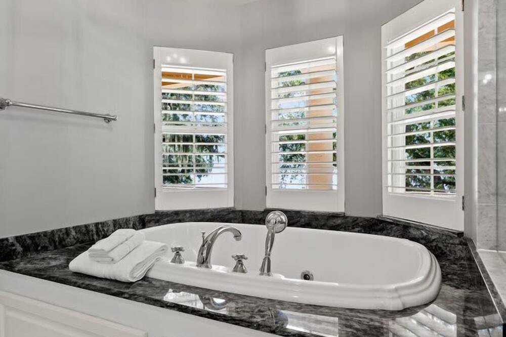 Photo of Bathroom in Ballast Point