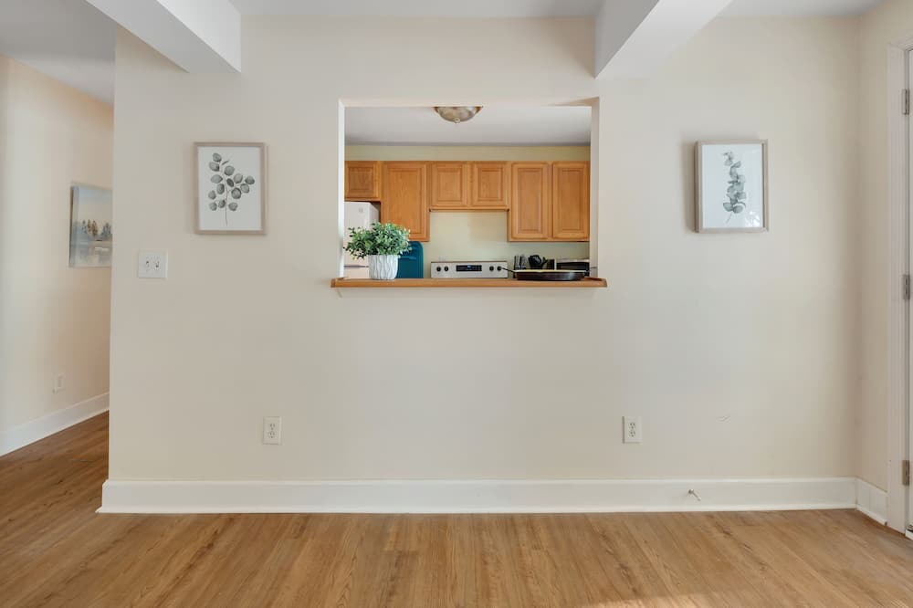 Photo of Bedroom in Quincy