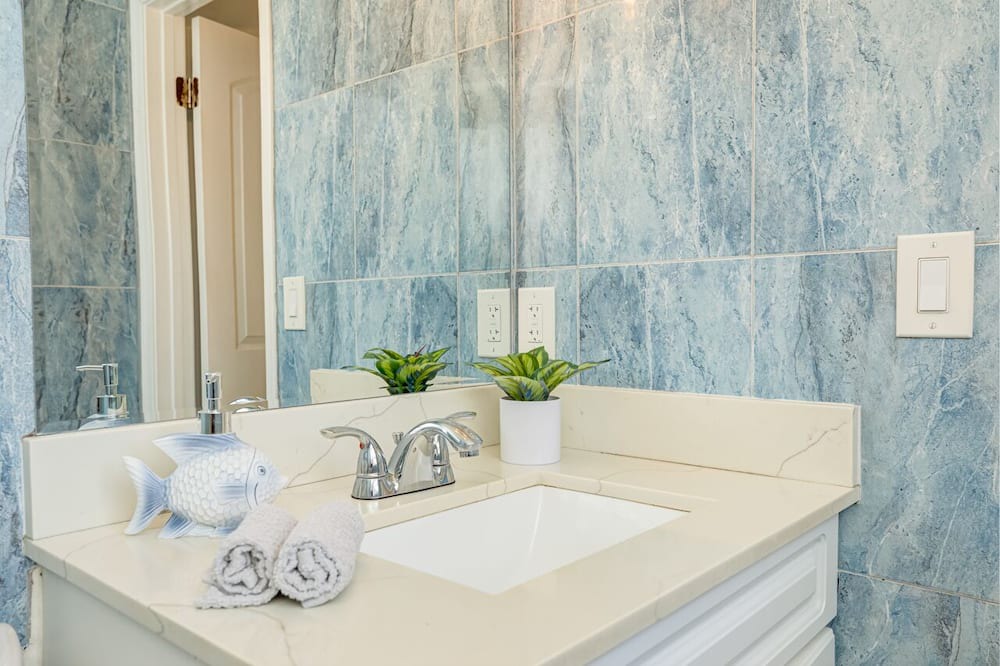 Photo of Bathroom in Lake Worth