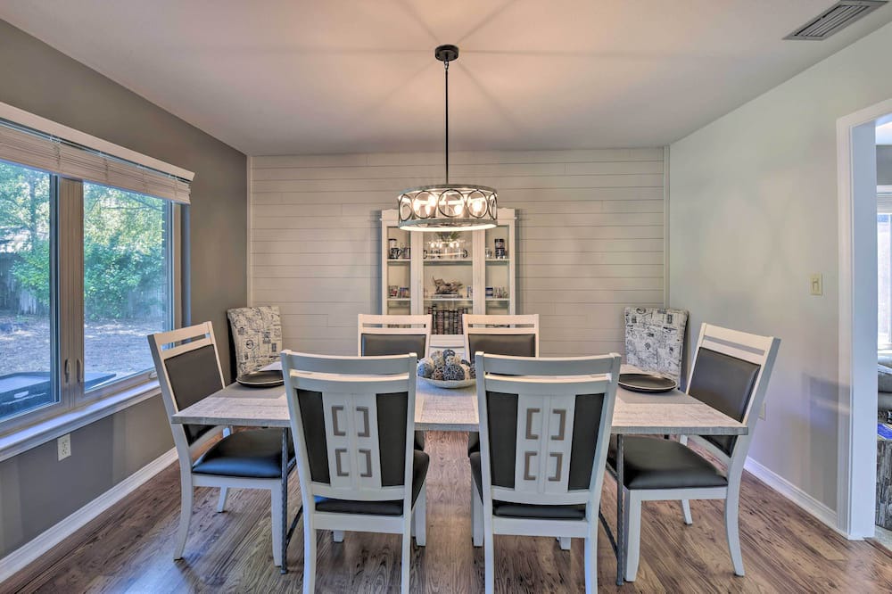 Photo of Livingroom in Niceville
