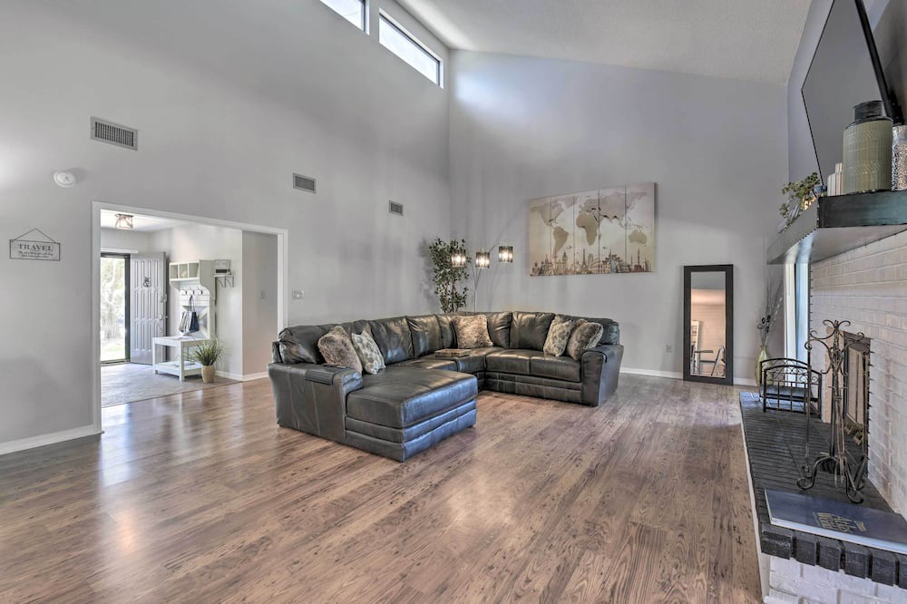 Photo of Livingroom in Niceville