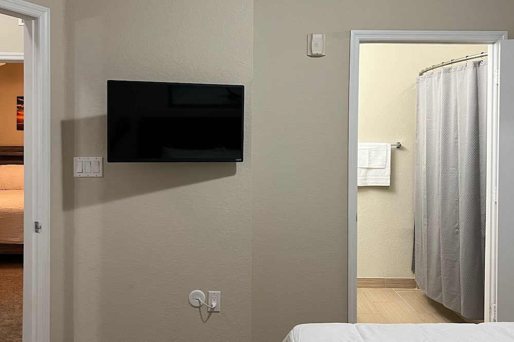 Photo of Bedroom in Port Tampa City