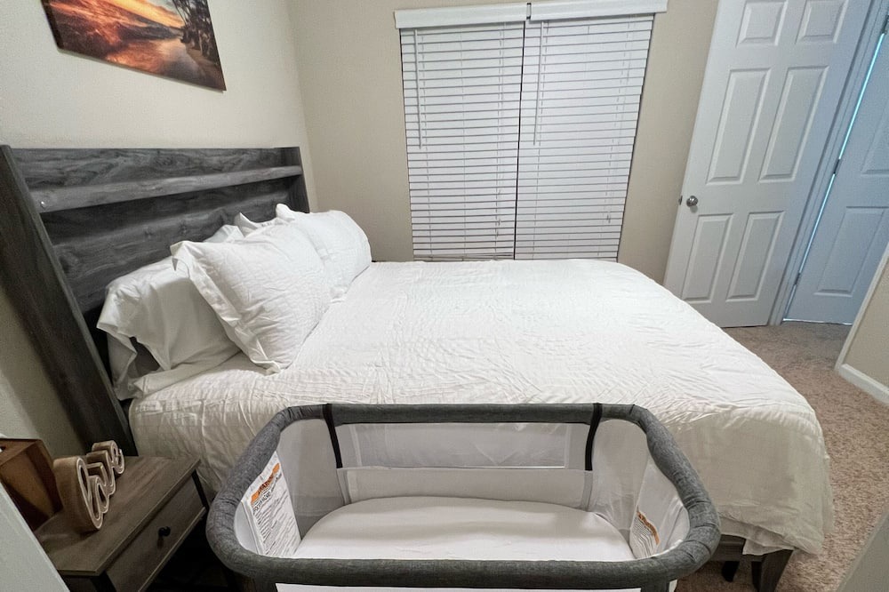 Photo of Bedroom in Port Tampa City