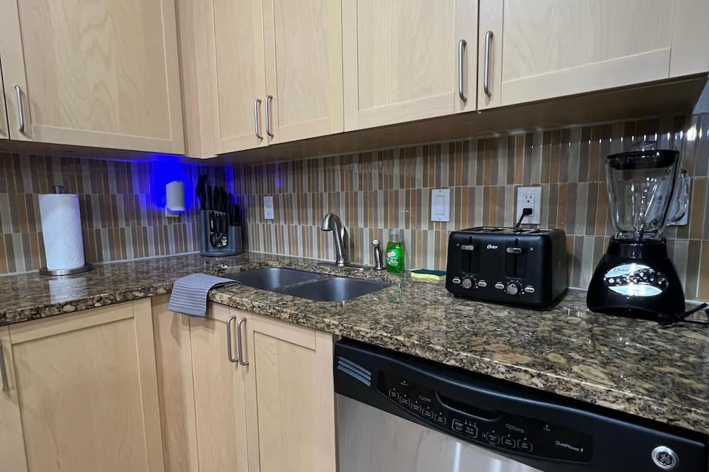 Photo of Kitchen in Port Tampa City