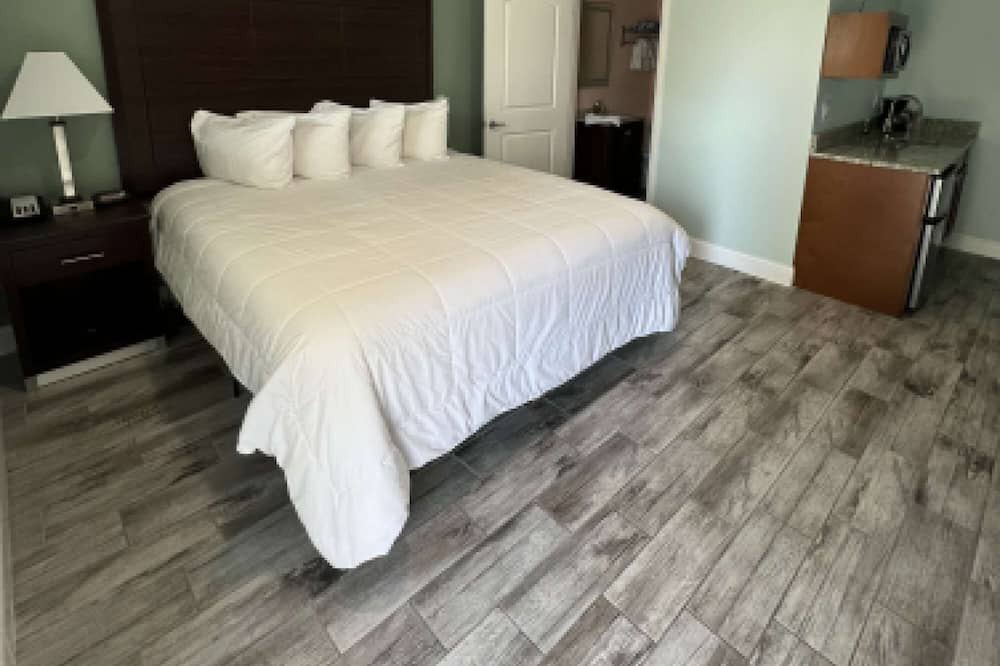 Photo of Bedroom in Ocean View Halifax Estates