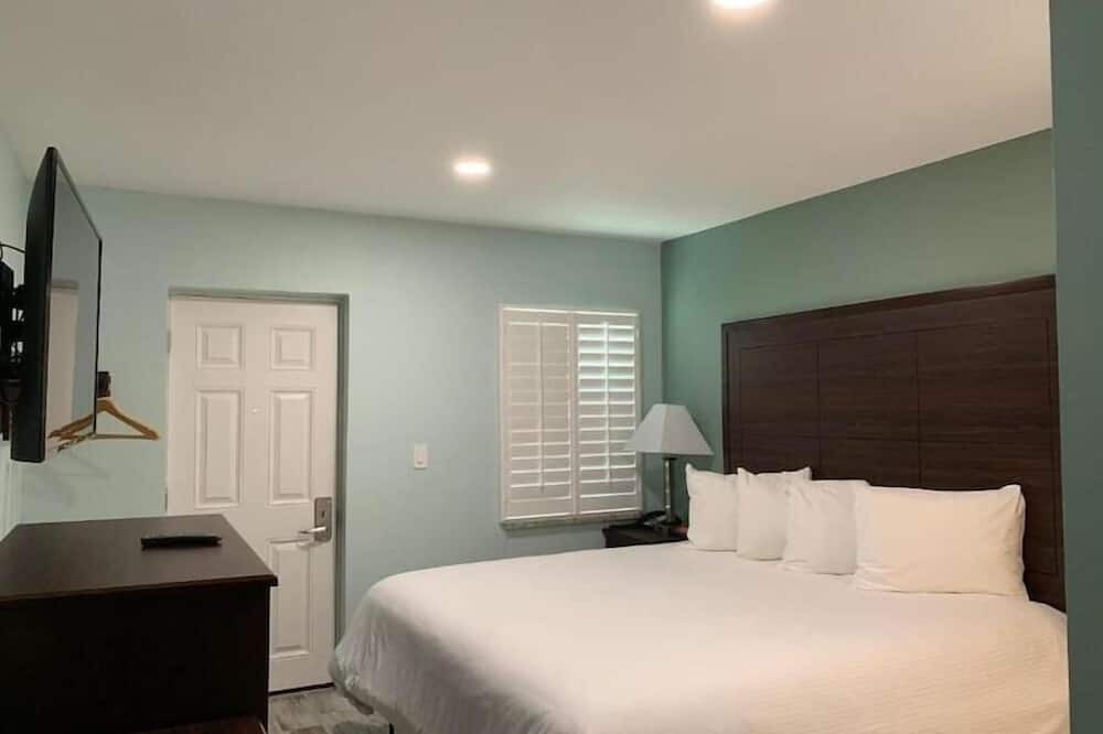 Photo of Bedroom in Ocean View Halifax Estates