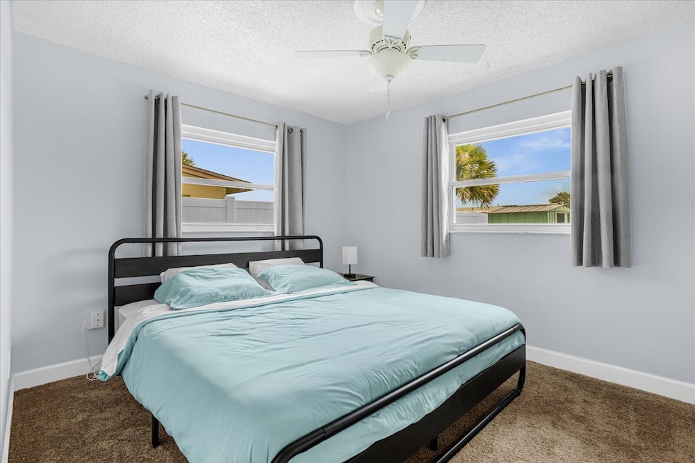 Photo of Bedroom in Sky Lake