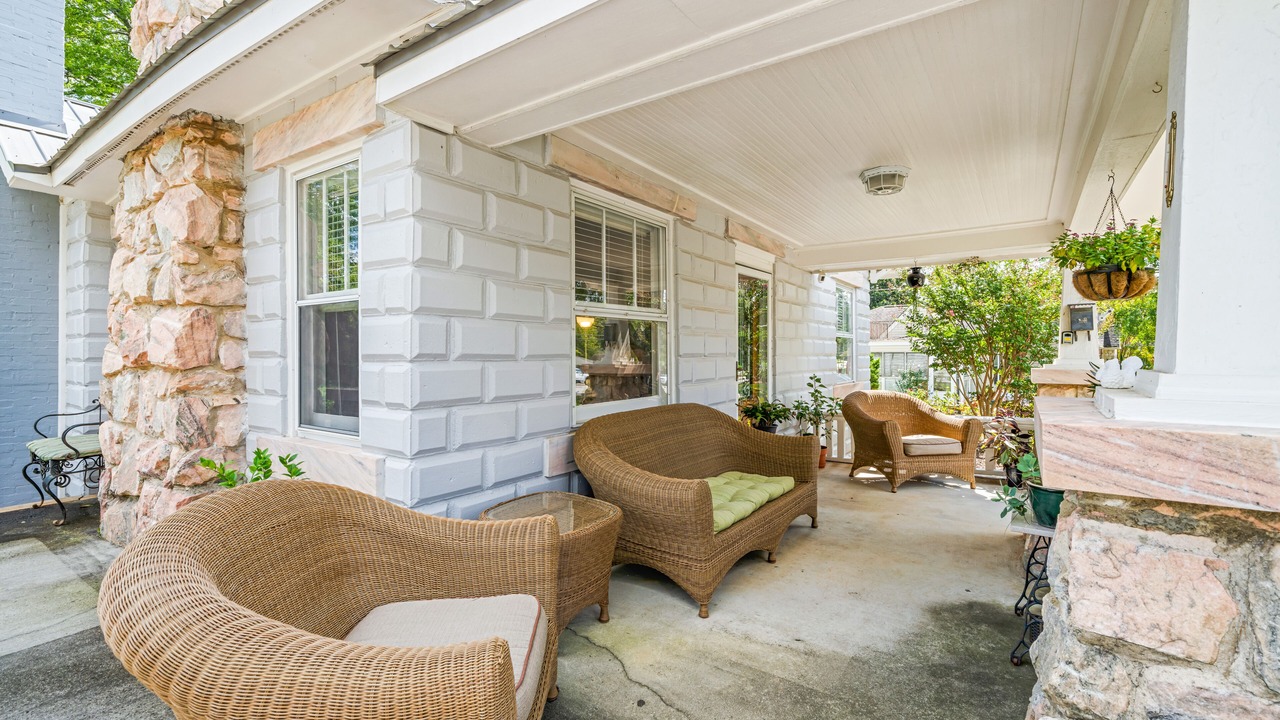 Photo of Patio Balcony in Jasper