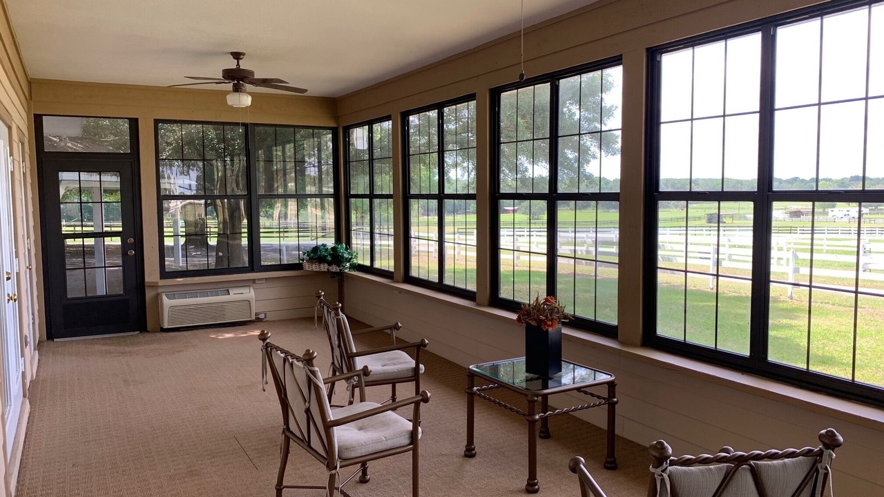 Photo of Livingroom in Weirsdale