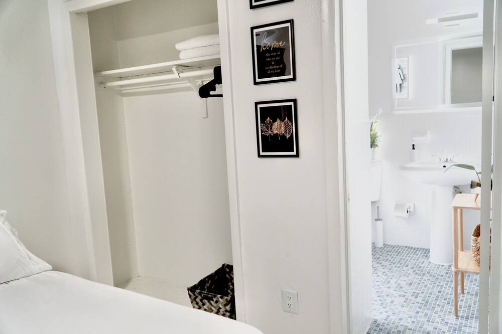 Photo of Bedroom in Coral Terrace