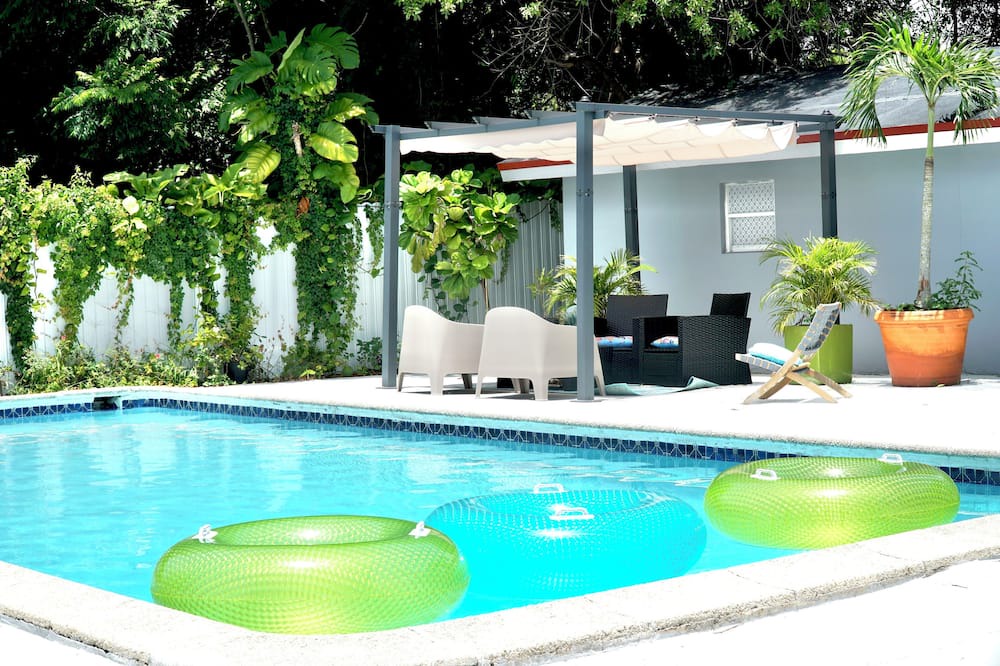 Photo of Outdoor in Coral Terrace