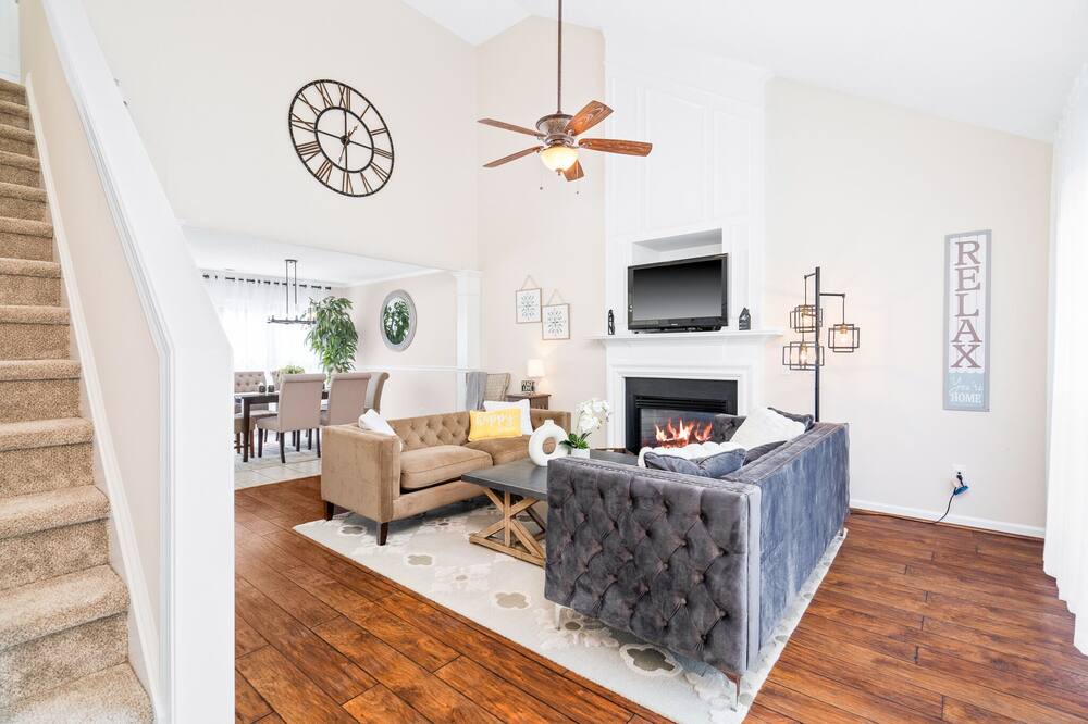 Photo of Livingroom in Fuquay-Varina