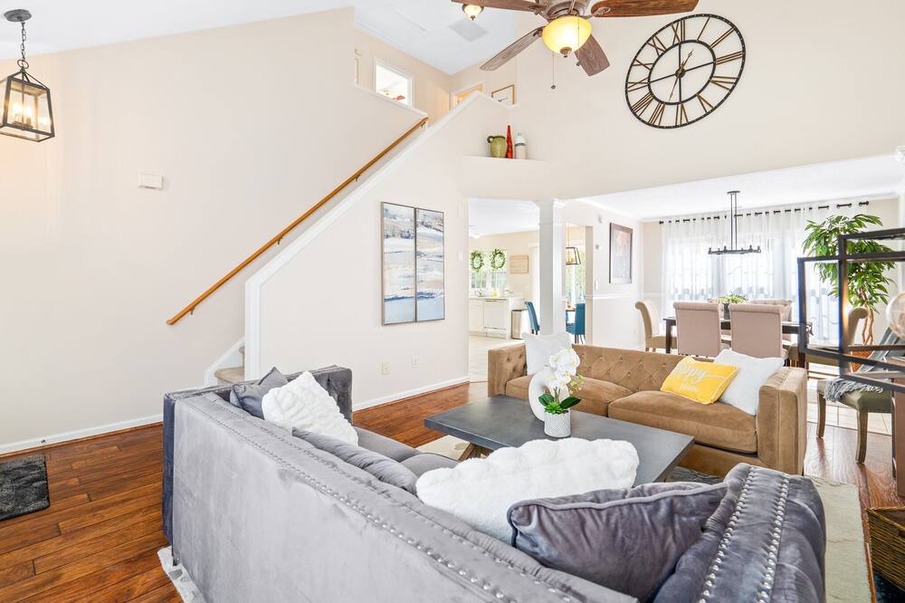 Photo of Livingroom in Fuquay-Varina