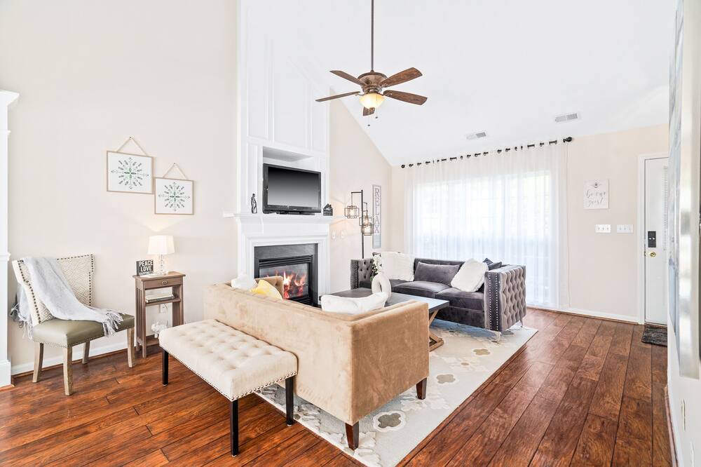 Photo of Livingroom in Fuquay-Varina