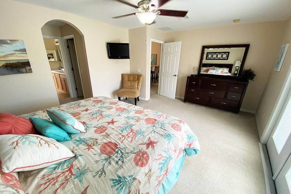 Photo of Bedroom in South Gulf Cove