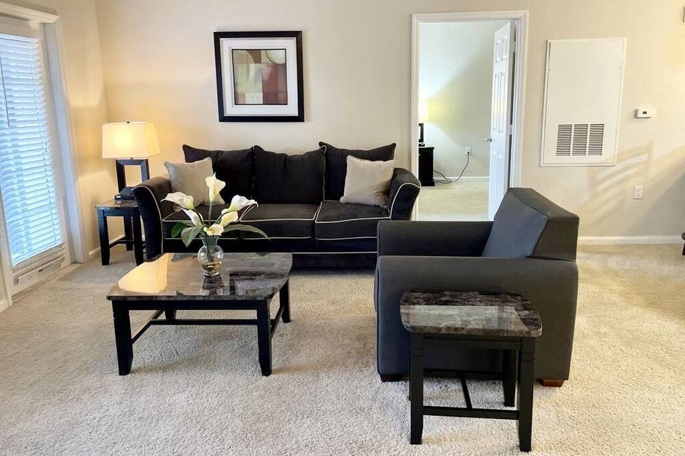 Photo of Livingroom in Port Tampa City