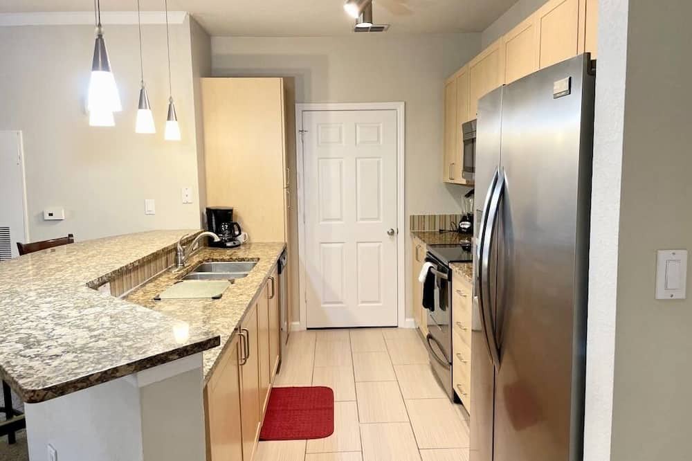 Photo of Kitchen in Port Tampa City