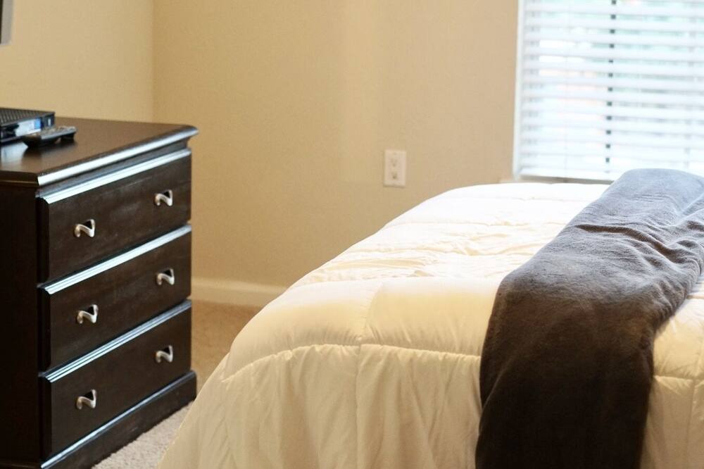 Photo of Bedroom in Port Tampa City