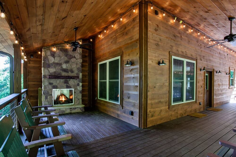 Photo of Patio Balcony in Smoky Mountains