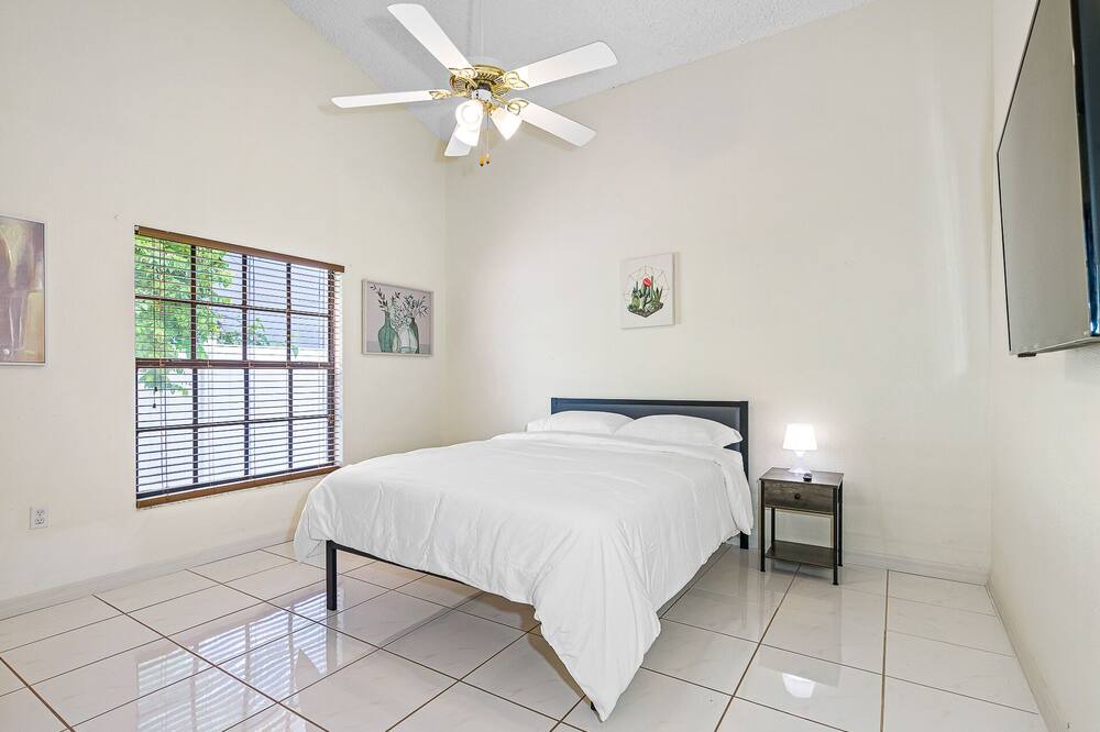 Photo of Bedroom in Carrollwood