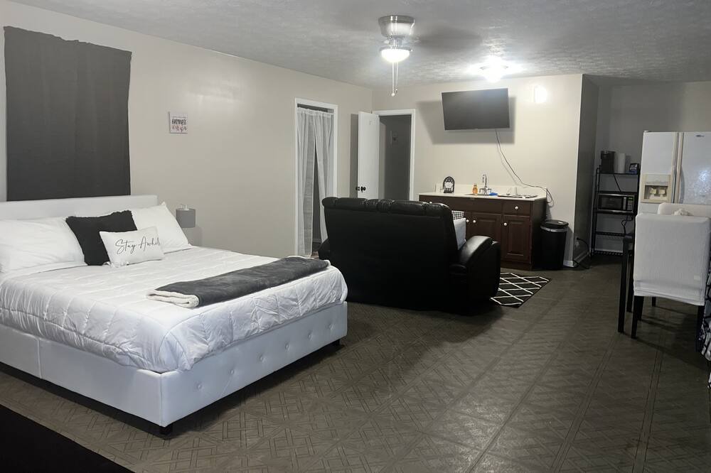 Photo of Bedroom in Cedar Hills
