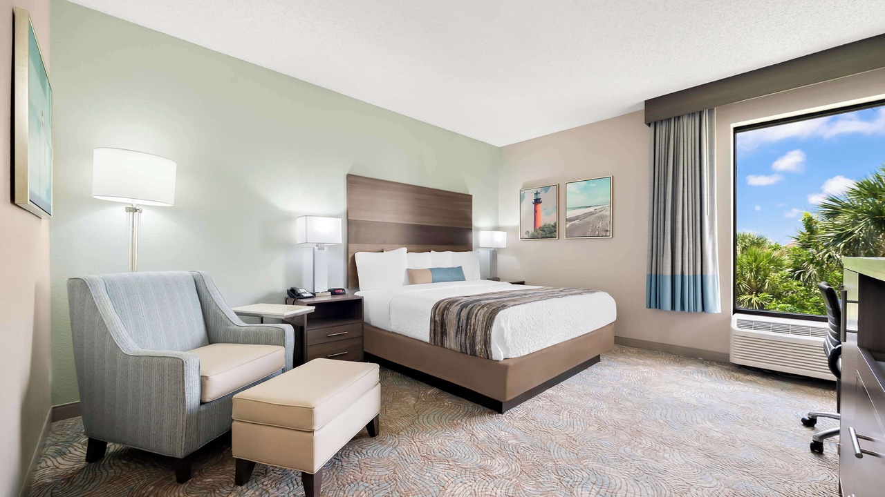 Photo of Bedroom in Villas on the Green