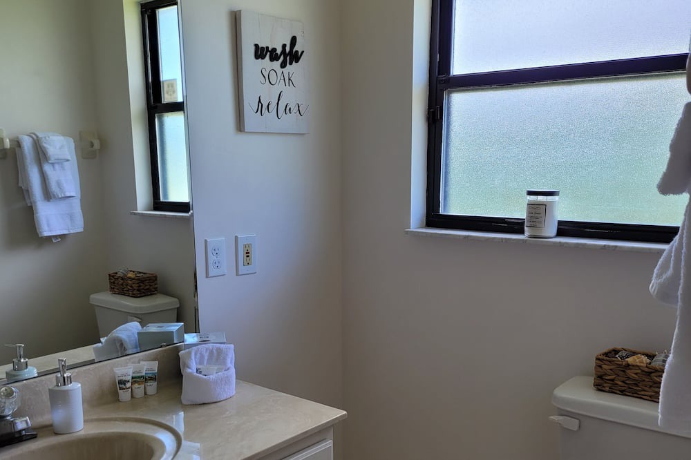 Photo of Bathroom in Palm Harbor