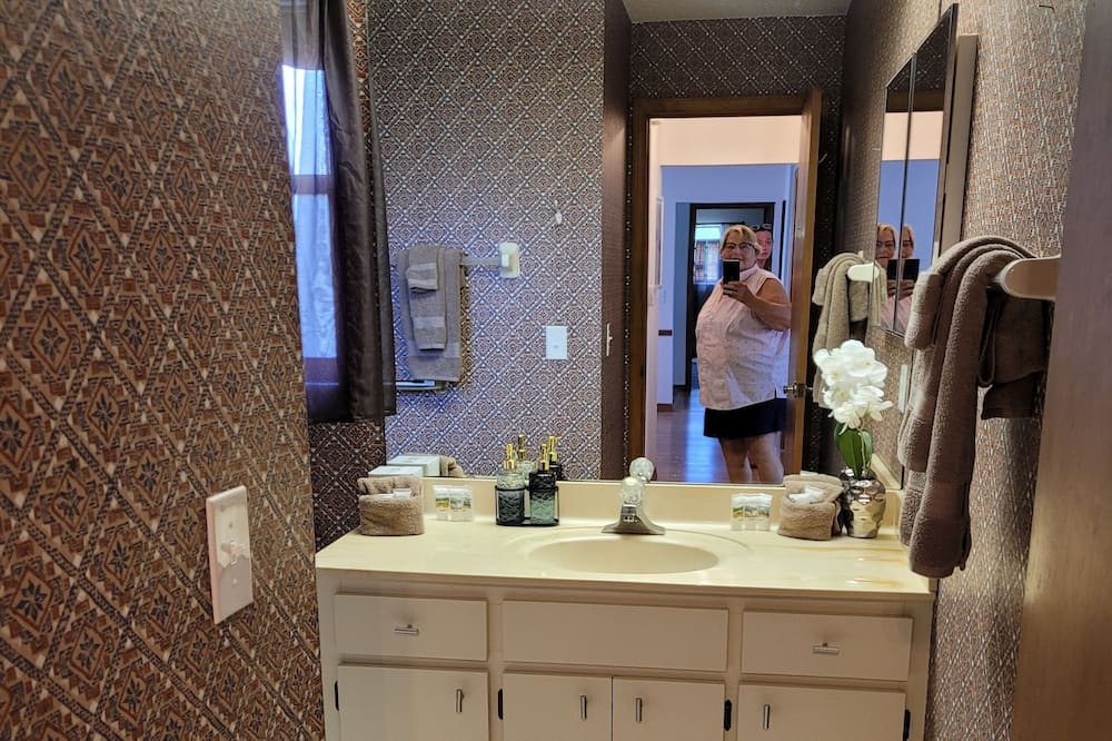 Photo of Bathroom in Palm Harbor