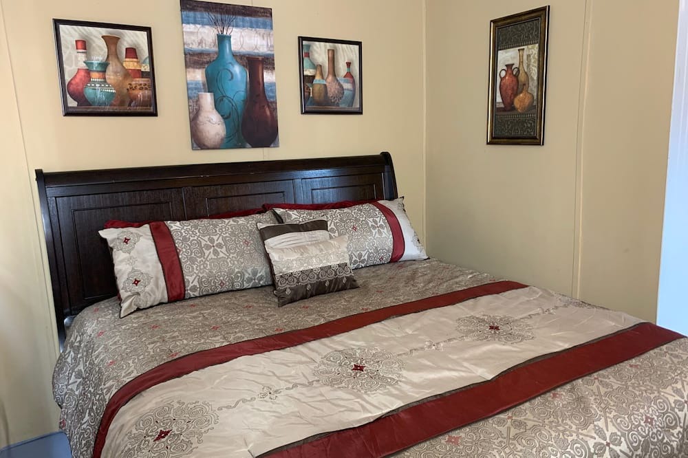 Photo of Bedroom in Graham
