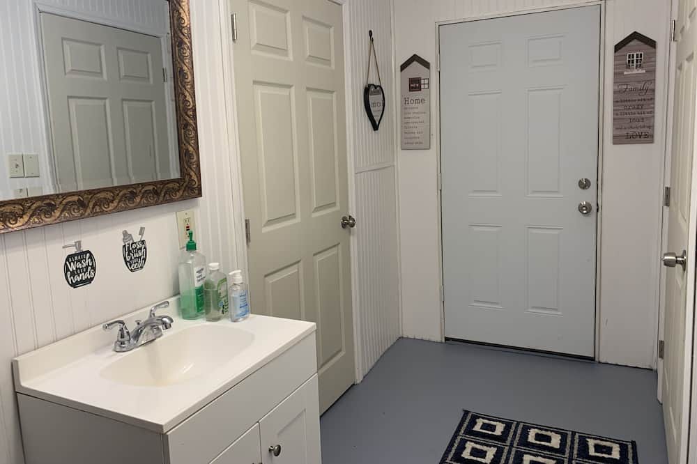 Photo of Bedroom in Graham