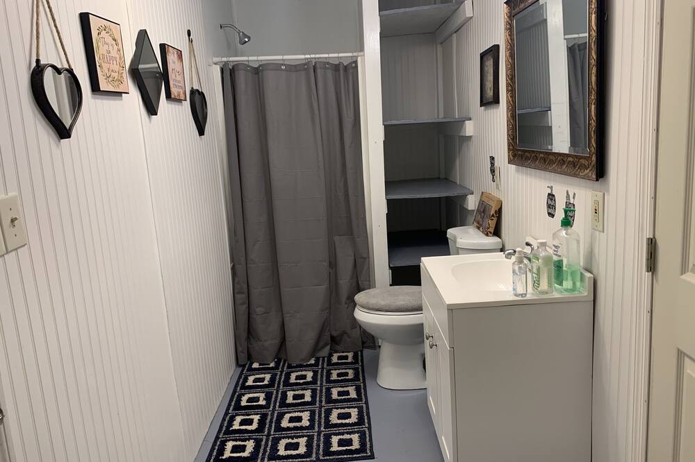 Photo of Bathroom in Graham