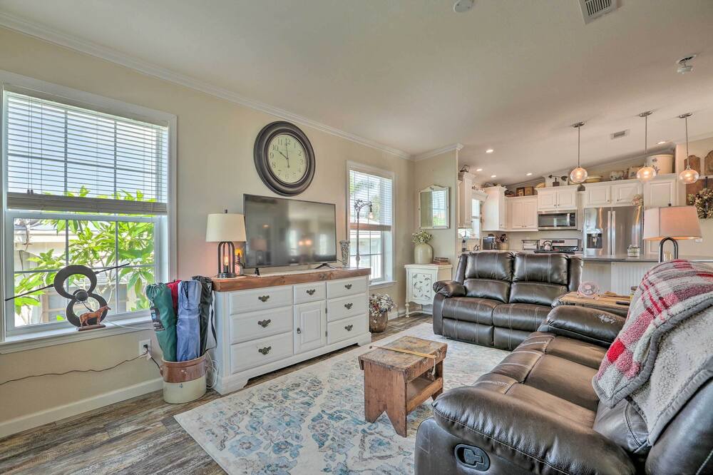 Photo of Livingroom in Truckland
