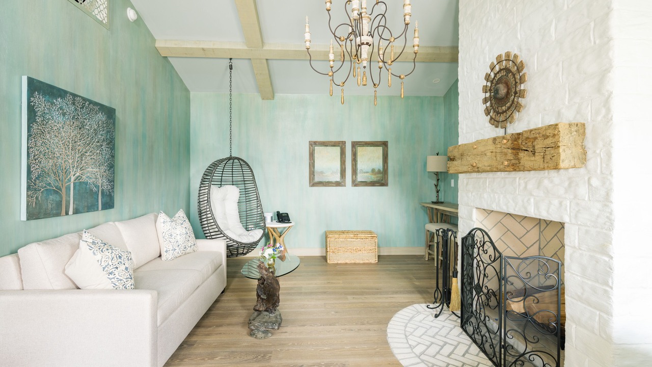 Photo of Livingroom in Knoxville