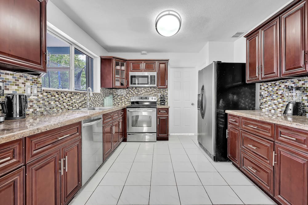 Photo of Bedroom in Boulevard Heights