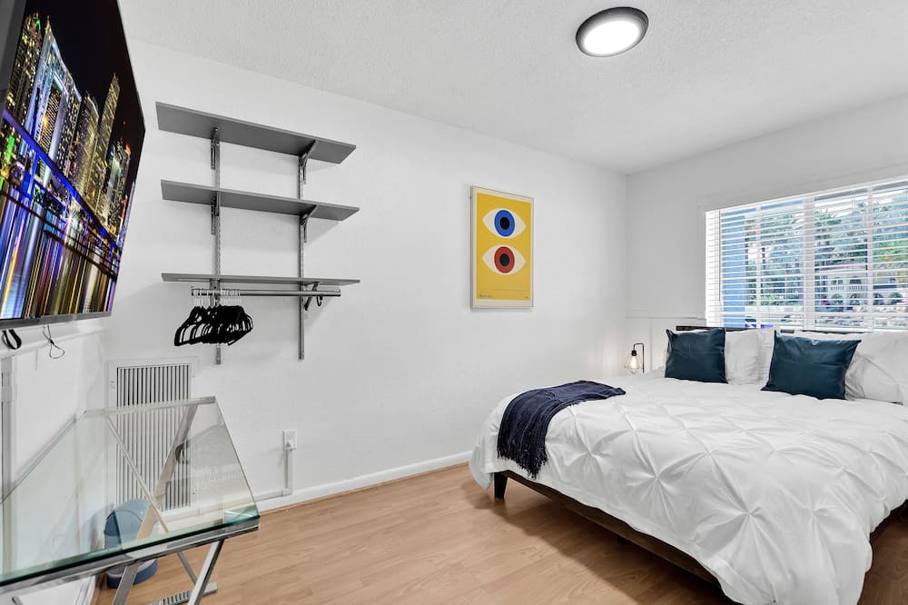 Photo of Bedroom in Boulevard Heights