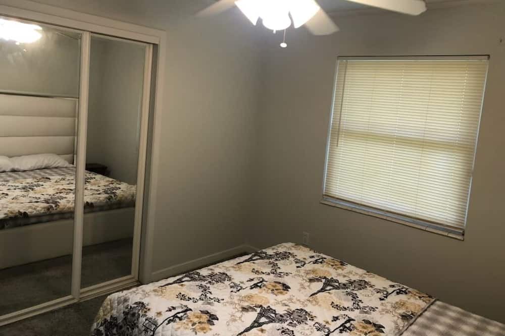 Photo of Bedroom in Brent