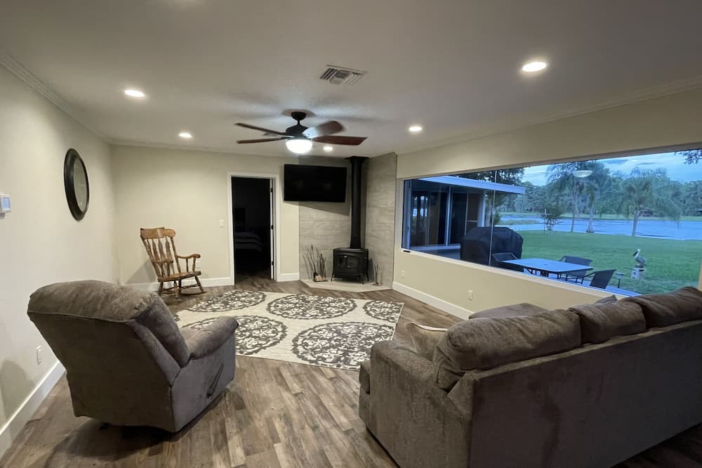 Photo of Livingroom in Inverness
