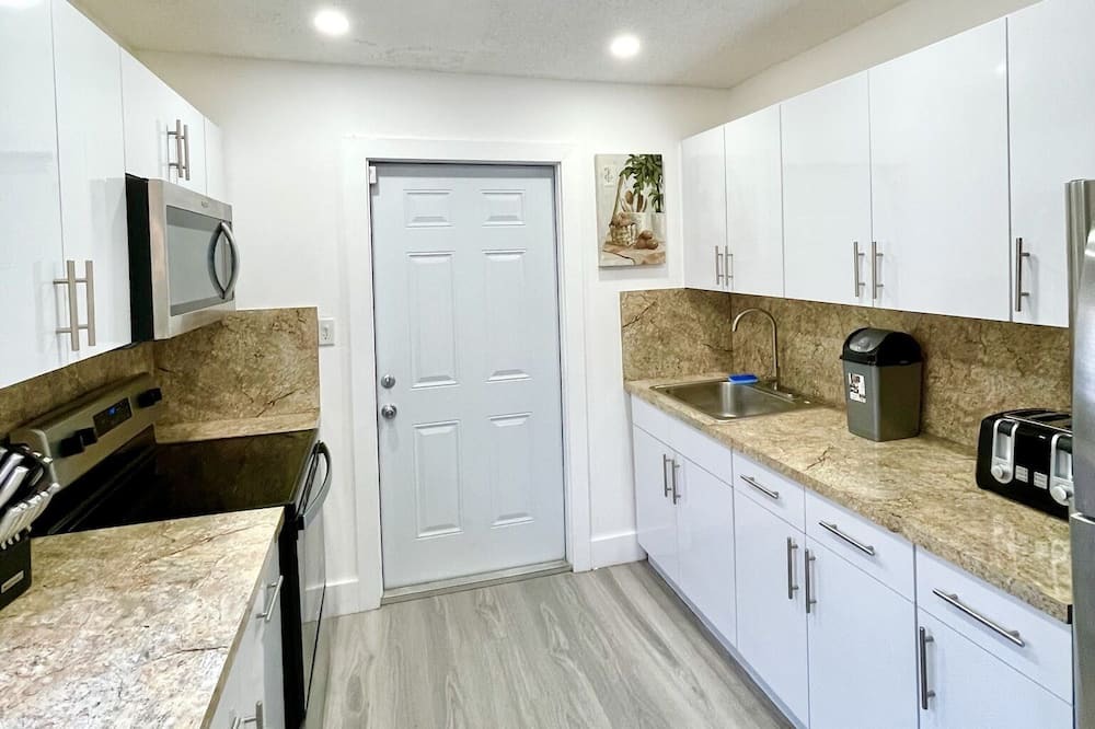 Photo of Kitchen in West Little River