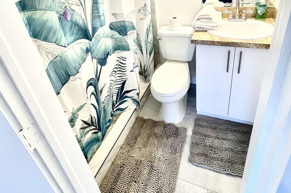 Photo of Bathroom in West Little River