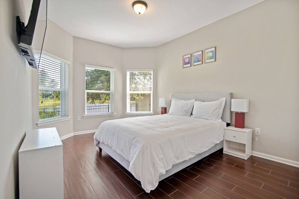 Photo of Bedroom in Northside