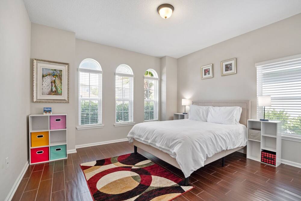 Photo of Bedroom in Northside