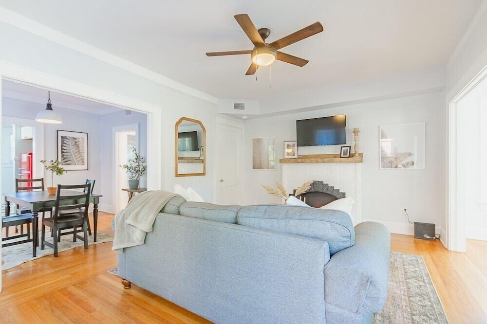 Photo of Livingroom in Riverside