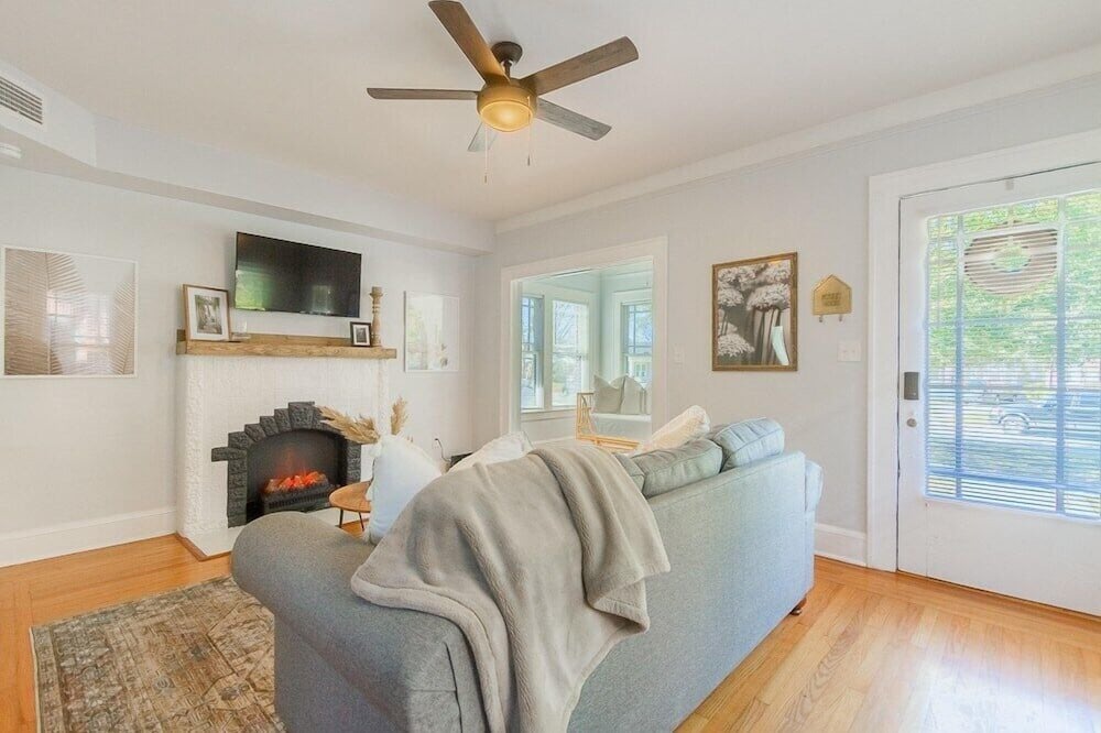 Photo of Livingroom in Riverside