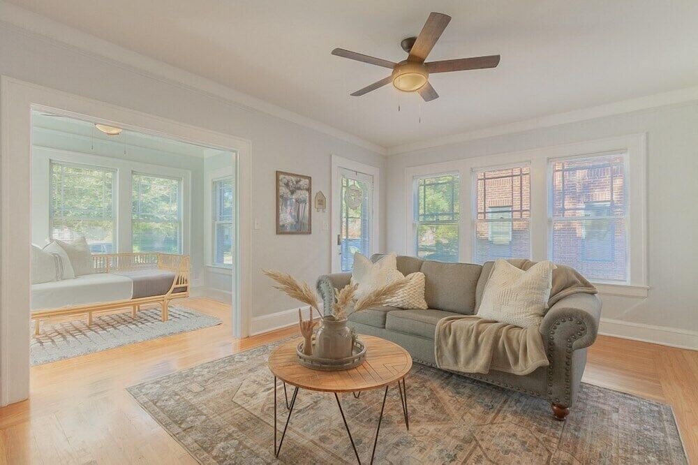 Photo of Livingroom in Riverside